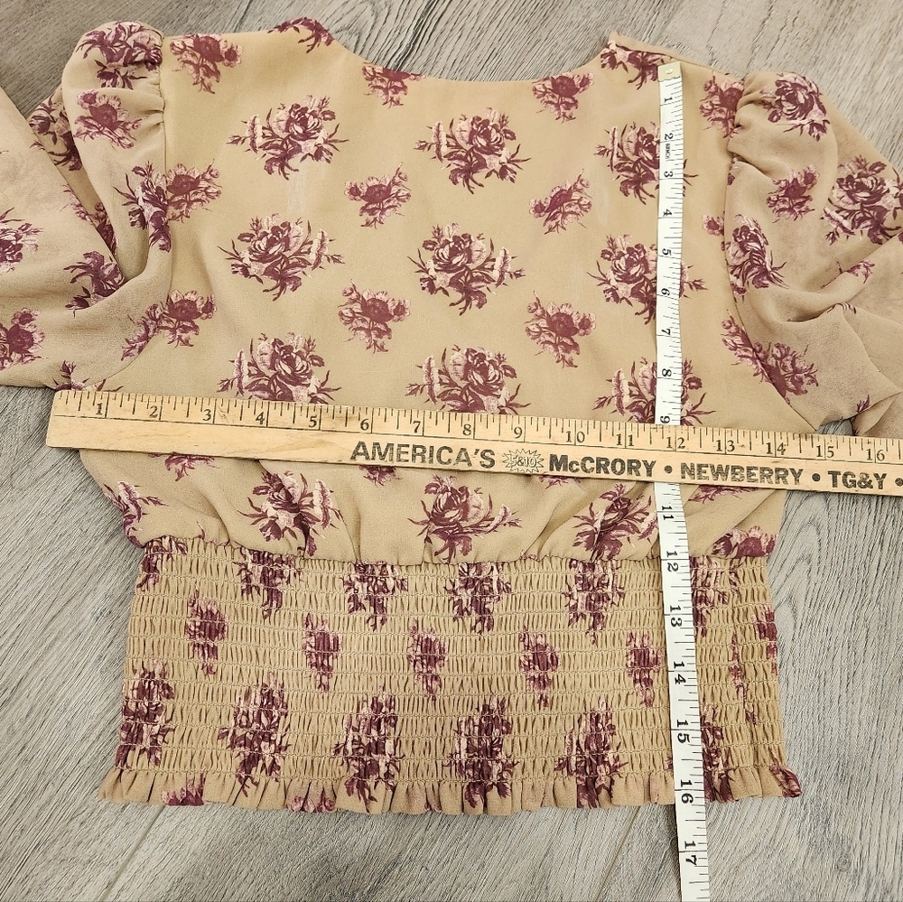 Aritzia Wilfred Wistful Floral Print Smocked V Neck Blouse Size S - Picture 15 of 15